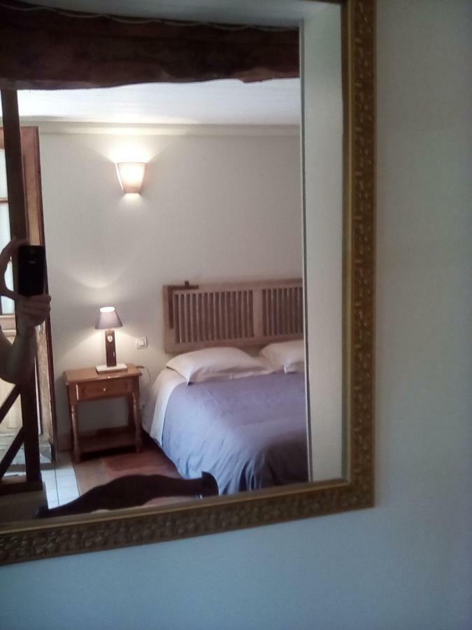 La Ferme Des Vignes Bed & Breakfast 2*